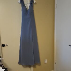 Blue Sleeveless V-Neck Maxi Gown for Prom